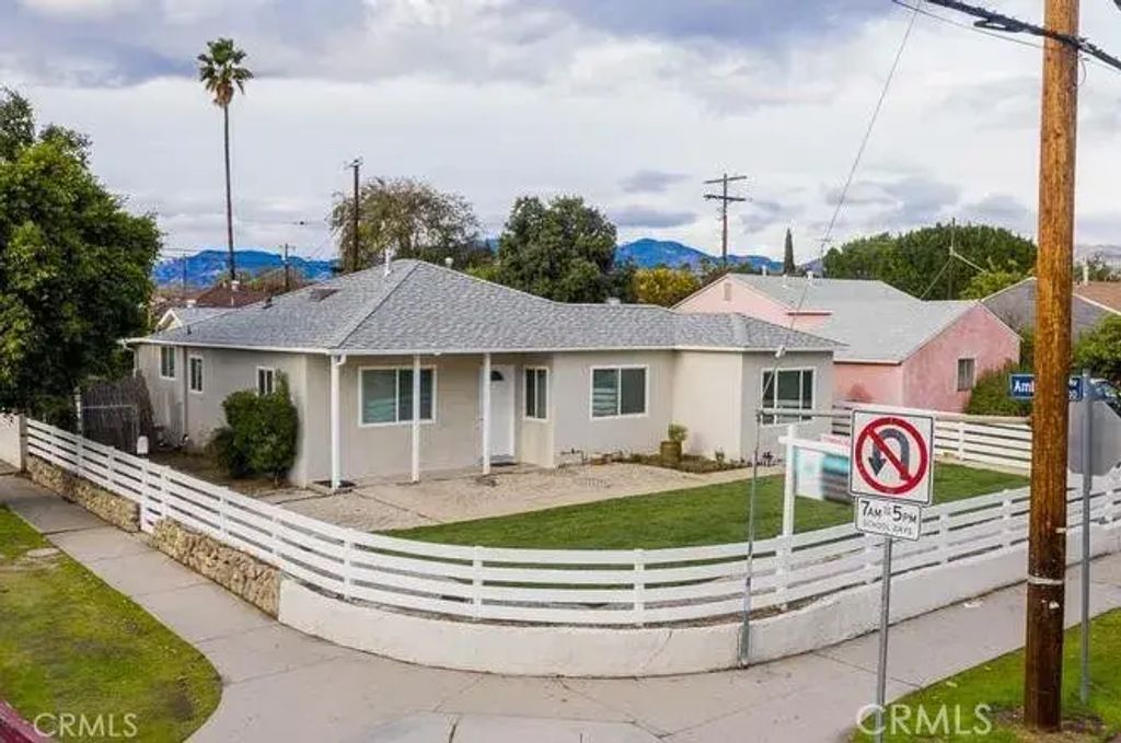 12955 Montague, Los Angeles