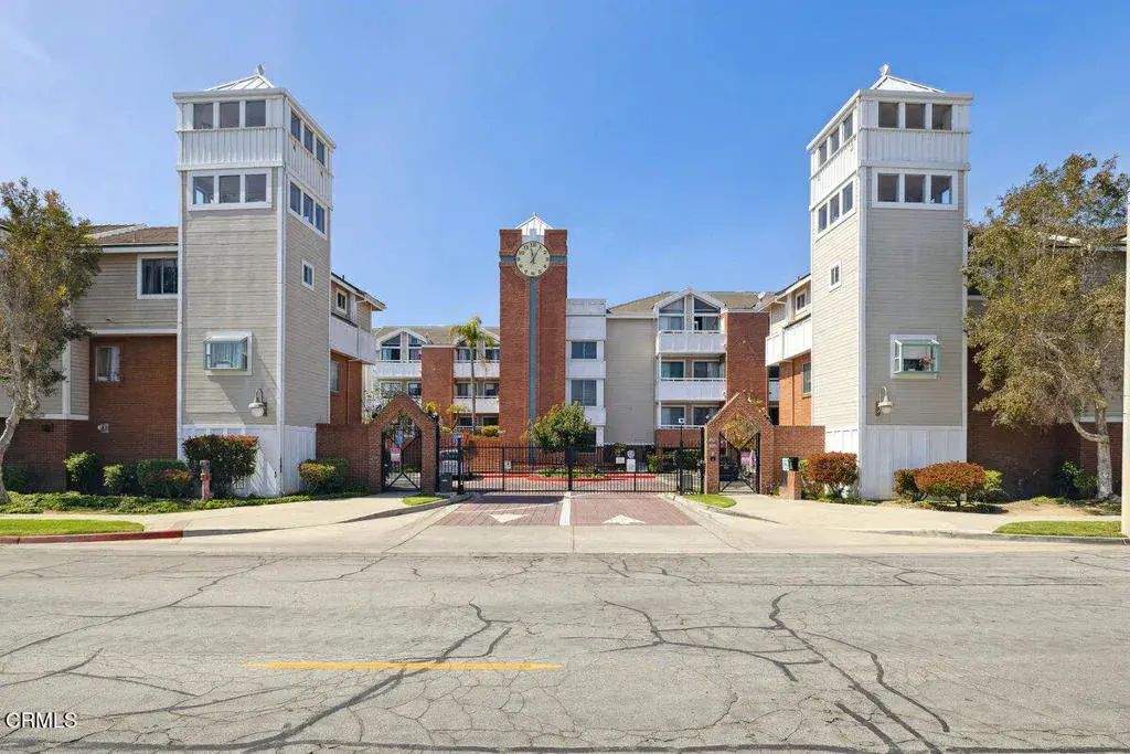 877 S B Street, Oxnard