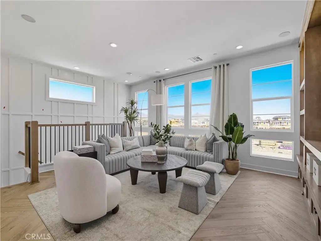 2378 Liv Way, Montebello