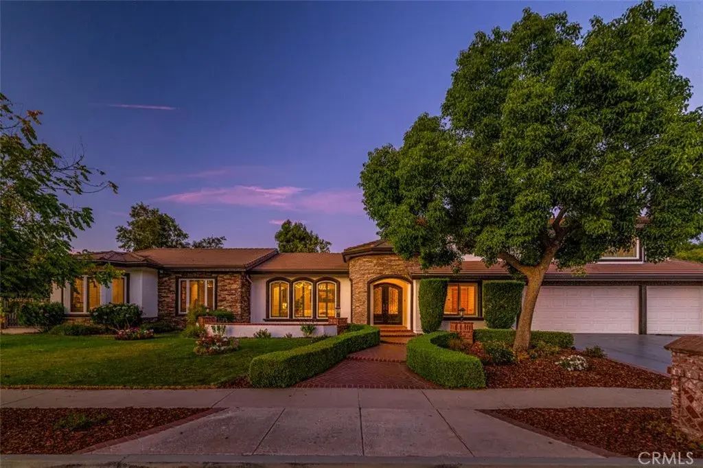 586 Valley Gate Rd, Simi Valley