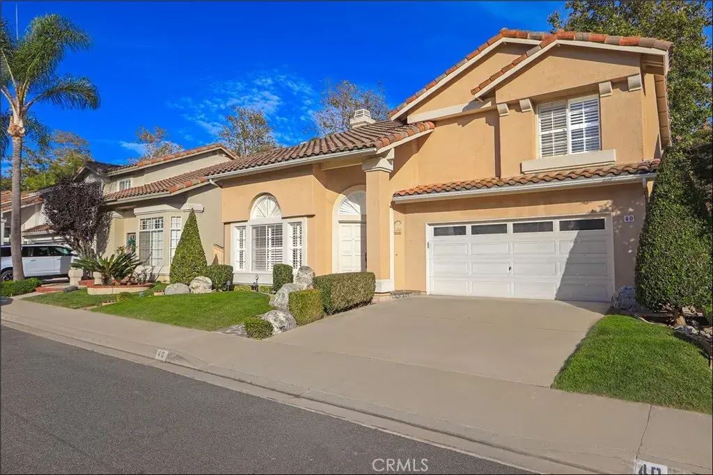 40 Prairie Falcon, Aliso Viejo