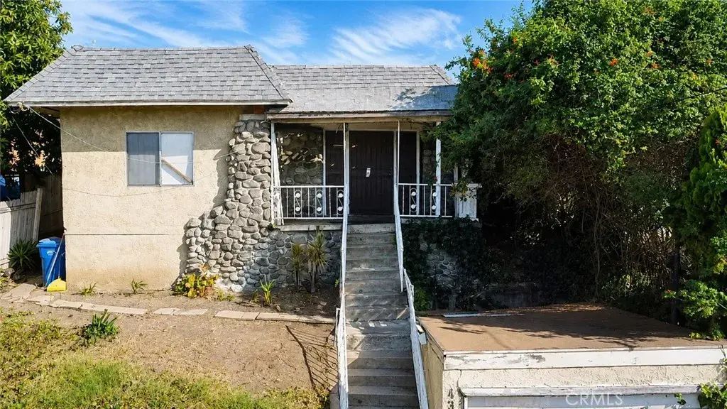 4314 Service, Los Angeles