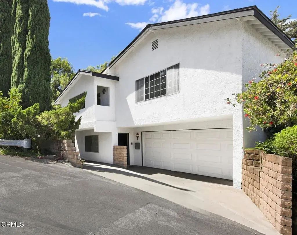 1827 Oak Tree Drive, Los Angeles