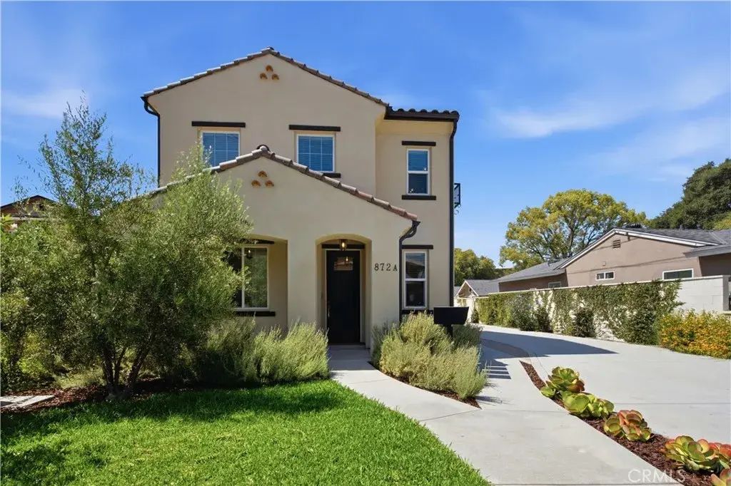872 W Walnut Avenue A, Monrovia