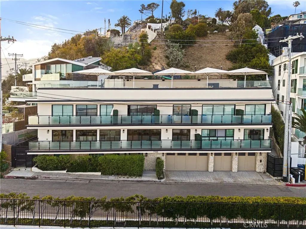 17333 Castellammare Drive, Los Angeles