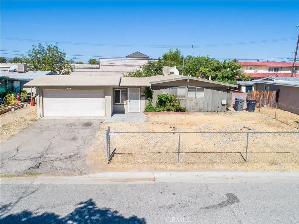 44517 21st Street West, Lancaster
