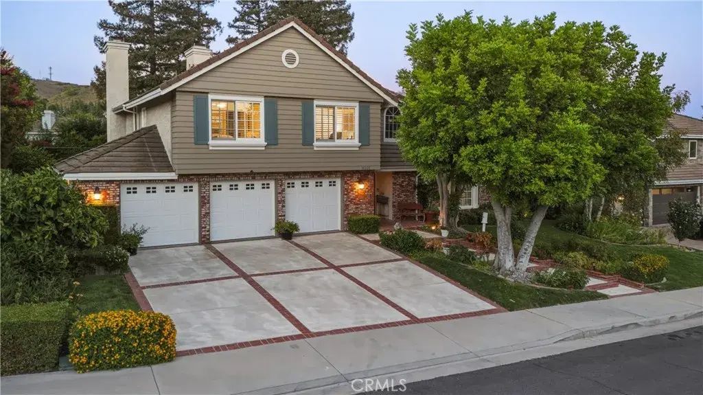 30220 Walford Court, Agoura Hills