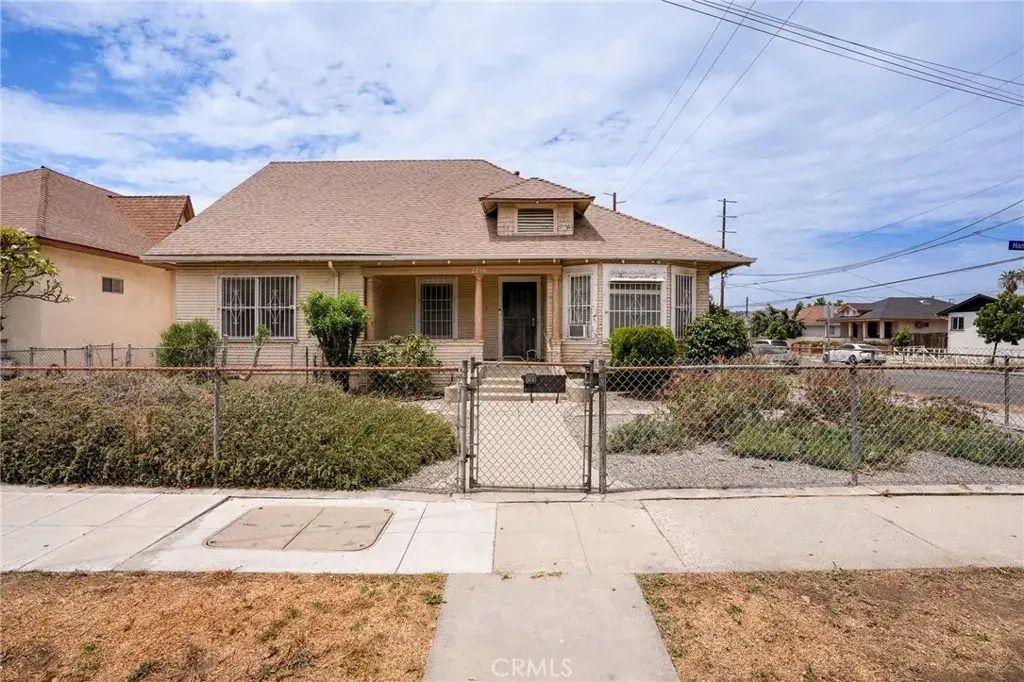 2255 Hancock Street, Los Angeles