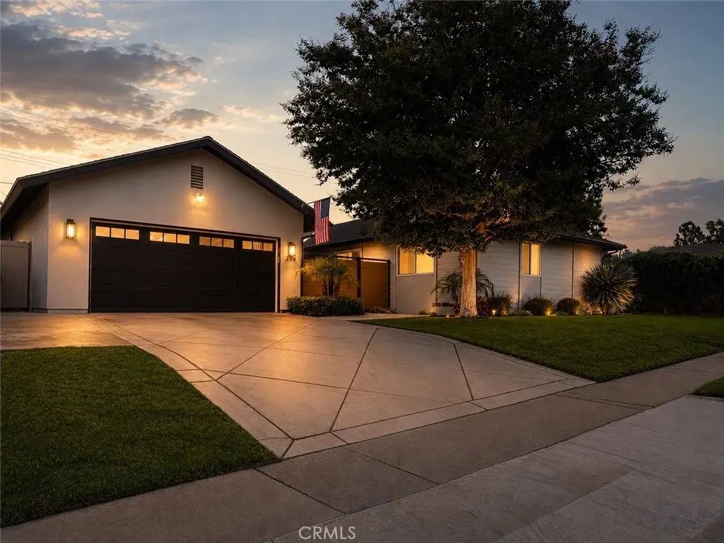 206 N Kennebec, Anaheim