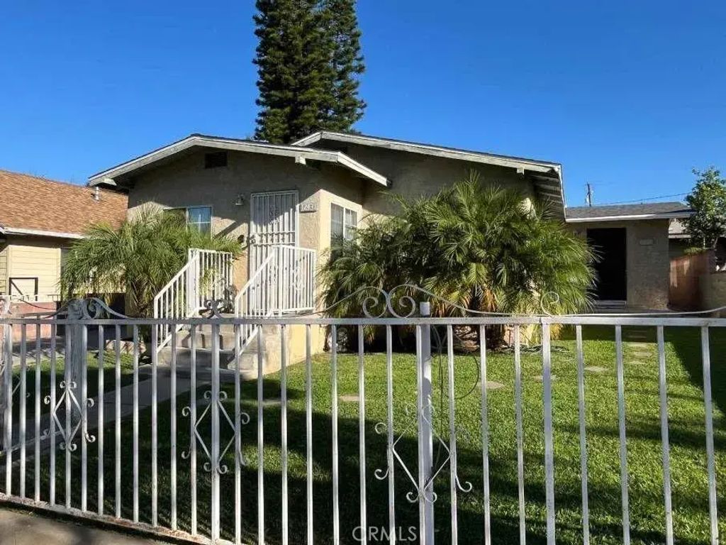 12431 Pasadena, Whittier