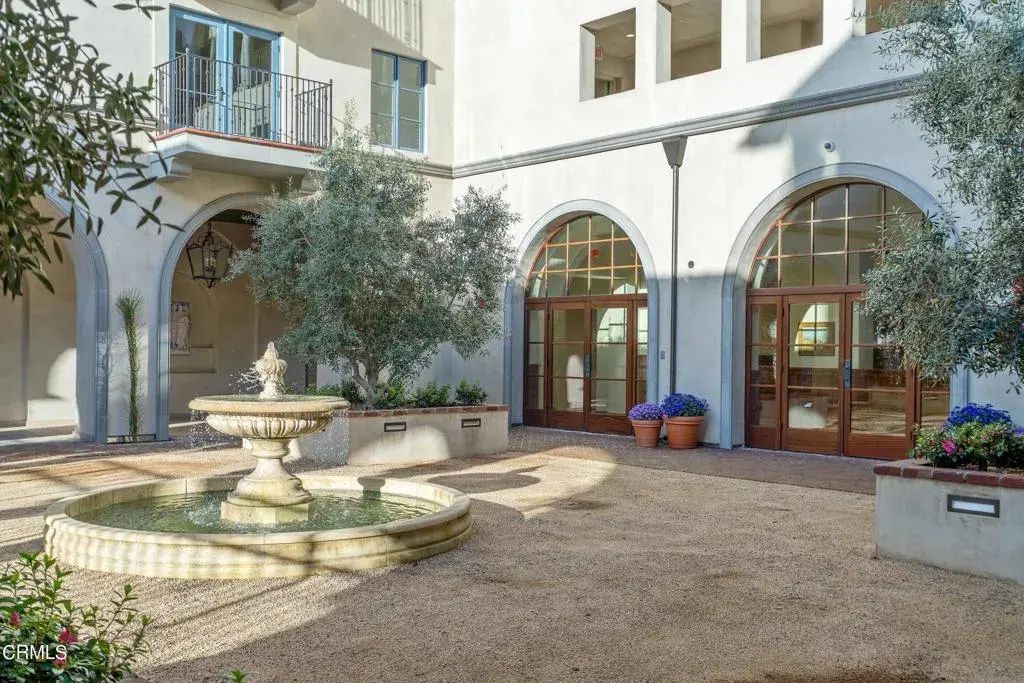88 N Oakland Avenue 312, Pasadena