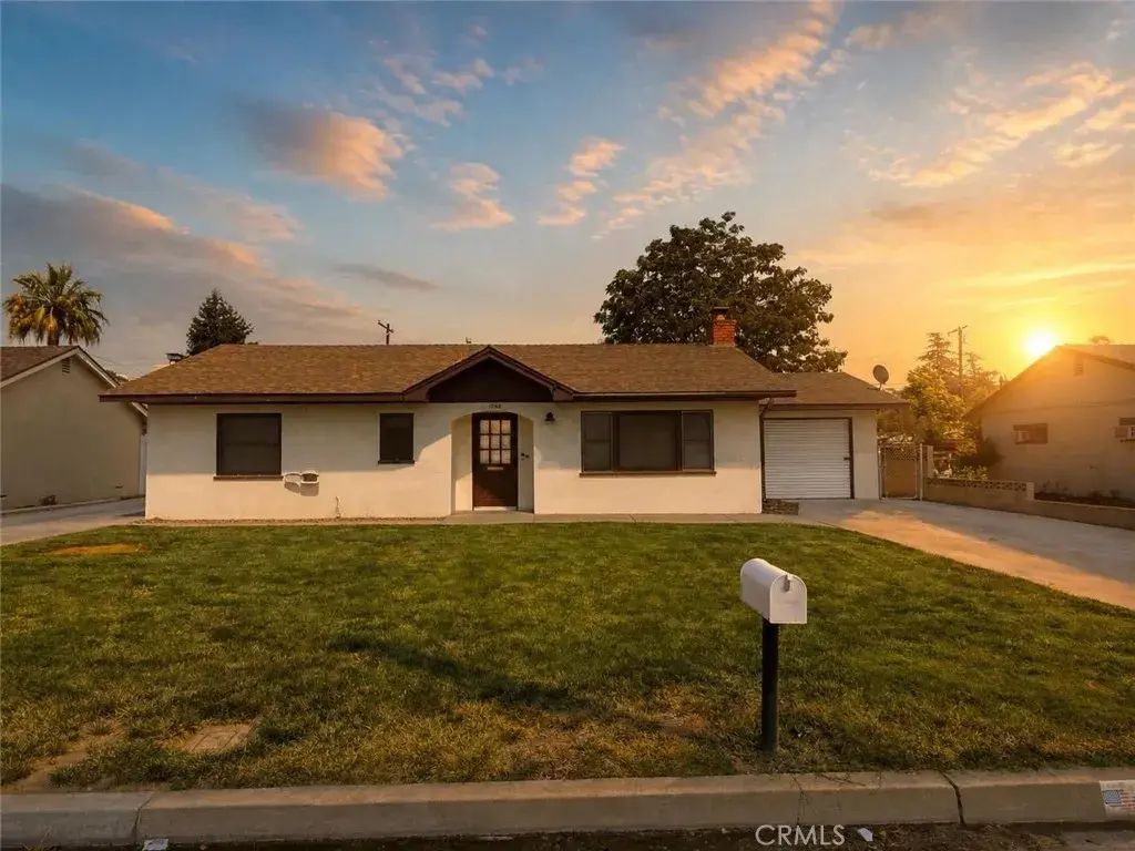 1266 Elm, Beaumont