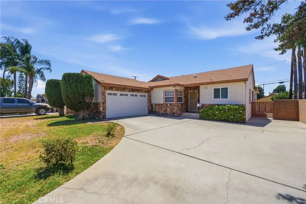 219 N Toland, West Covina