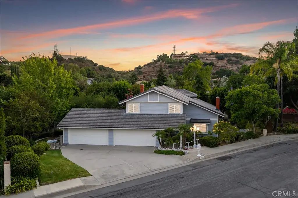 1430 Sierra Sky, Glendora