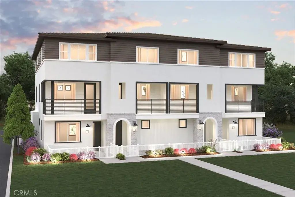 9561 Hannah Way, Riverside