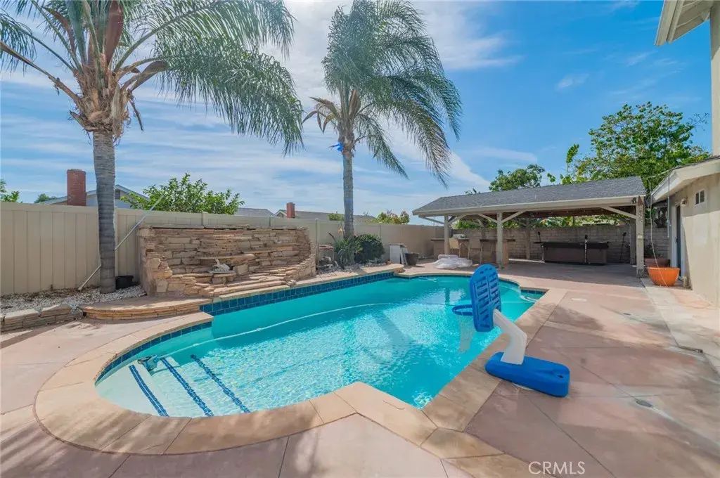 24462 Redlen Street, Lake Forest
