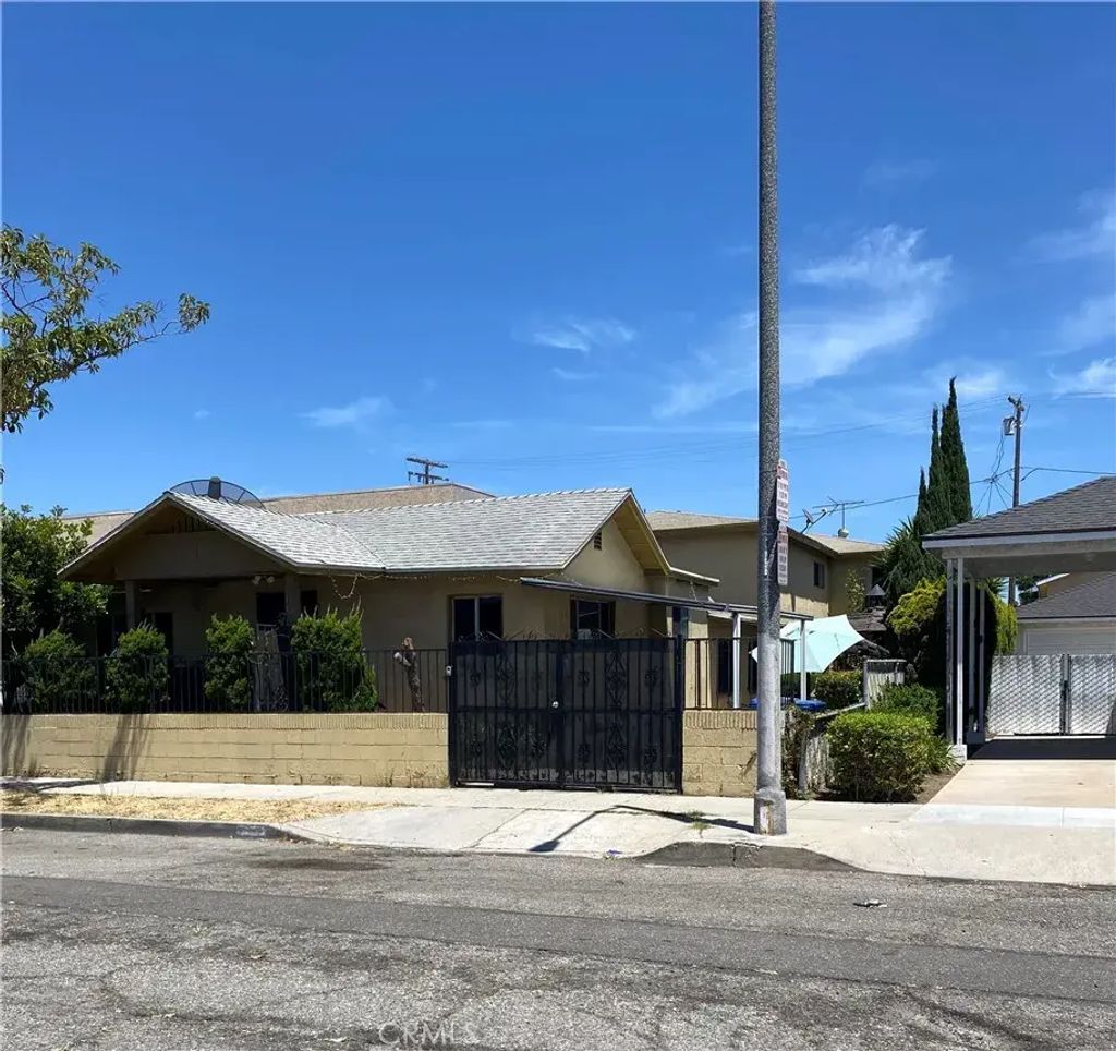 1780 Lewis, Long Beach