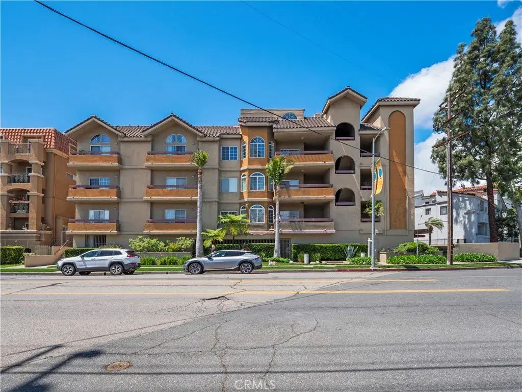 4301 Fulton Avenue 303, Sherman Oaks