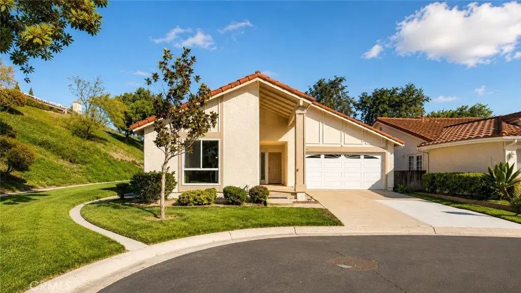 27706 Calle Valdes, Mission Viejo
