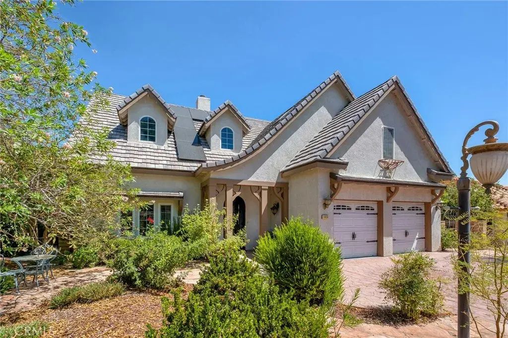 14834 Blue Grass, Helendale