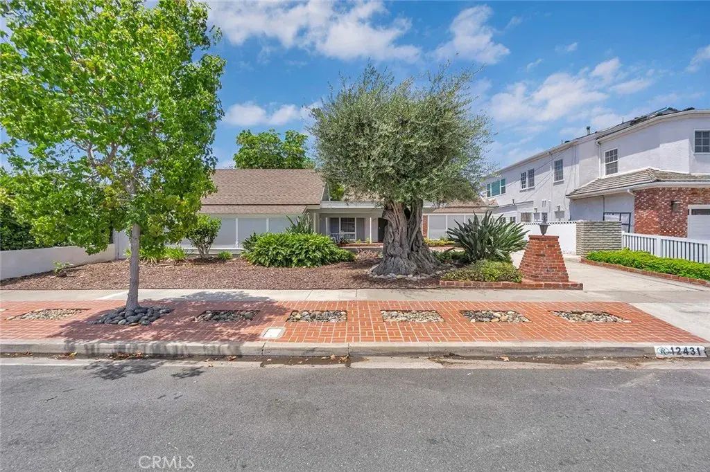 12431 Christy Lane, Rossmoor