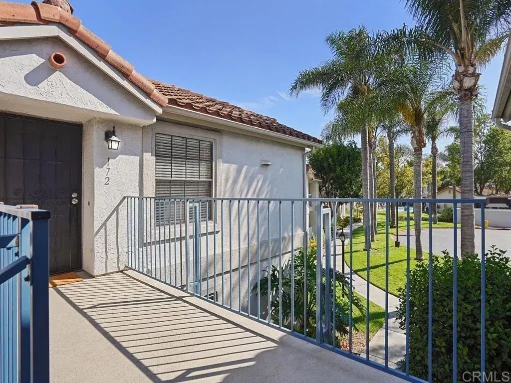 10365 Azuaga Street 172, 