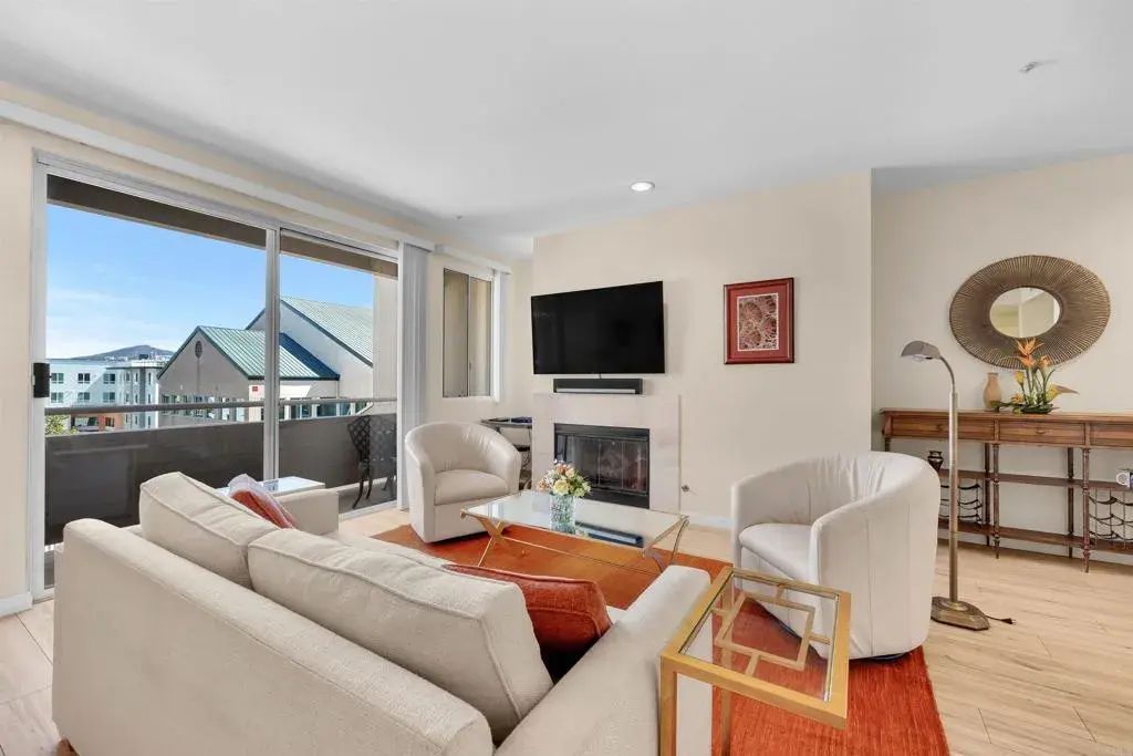 4701 Date Avenue 310, La Mesa