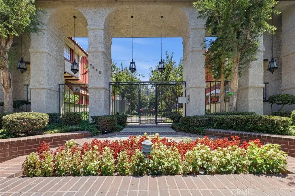 2450 E Del Mar Blvd 17, Pasadena