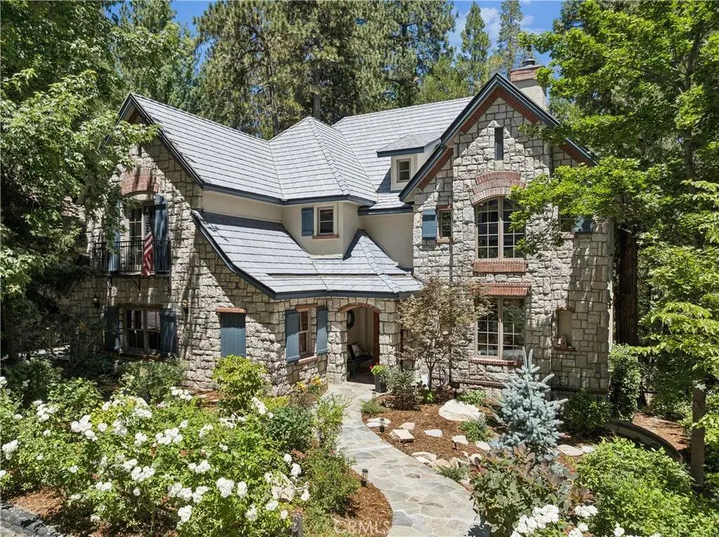 27489 Meadow Bay, Lake Arrowhead