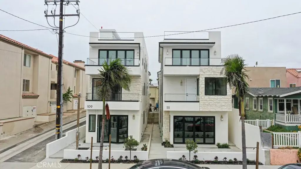 109 9th, Huntington Beach
