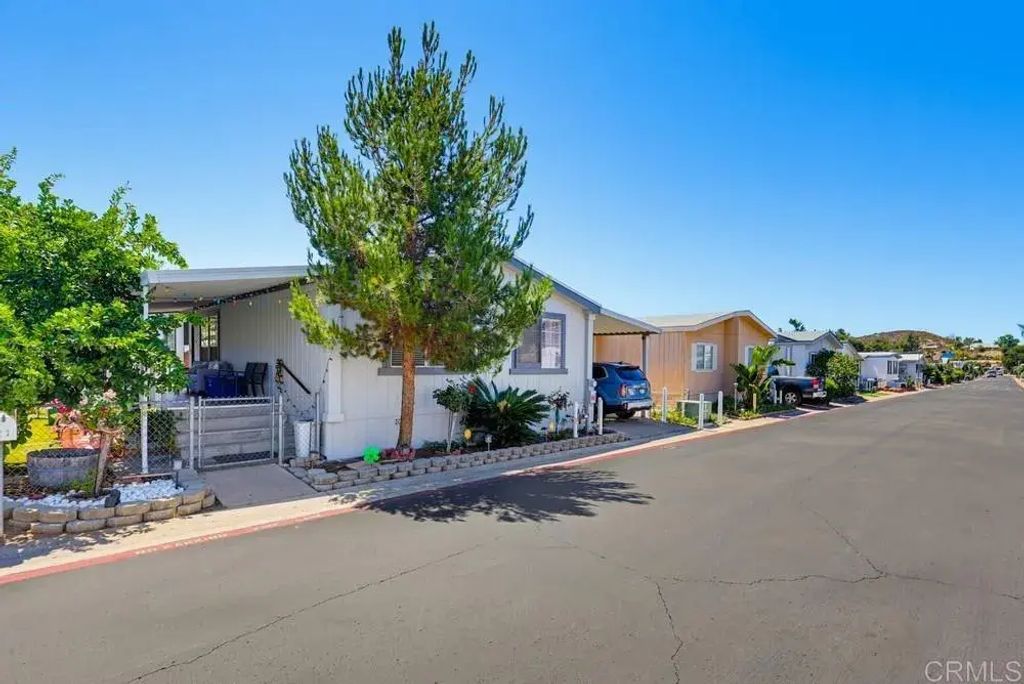 13655 Highway 8 Business Spc 27, El Cajon