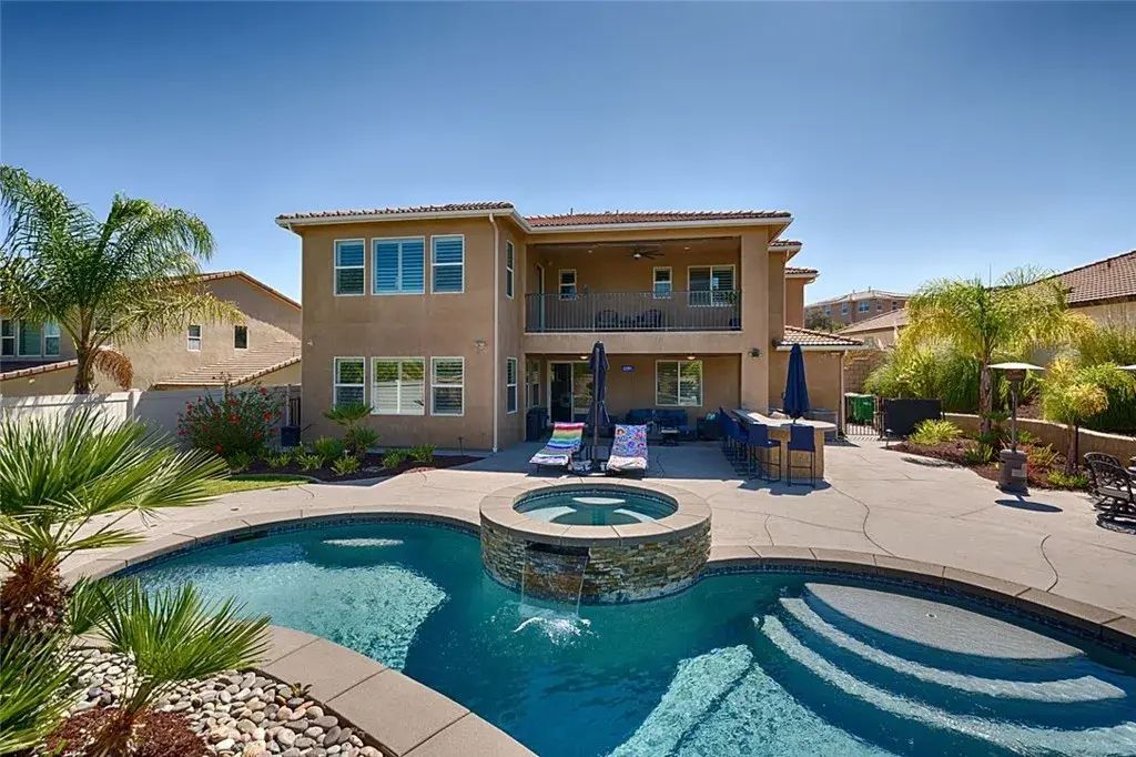 45659 Bassett, Temecula