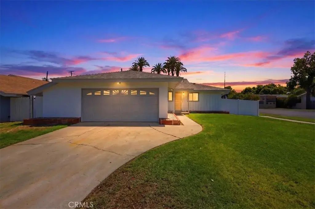 4305 Salerno, Riverside