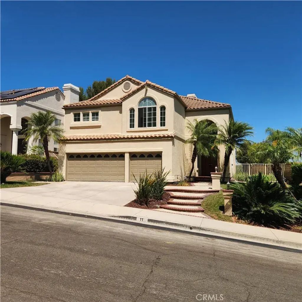 11 Paloma Drive, Mission Viejo