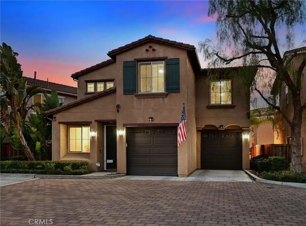 3150 N Sunrise Court, Orange