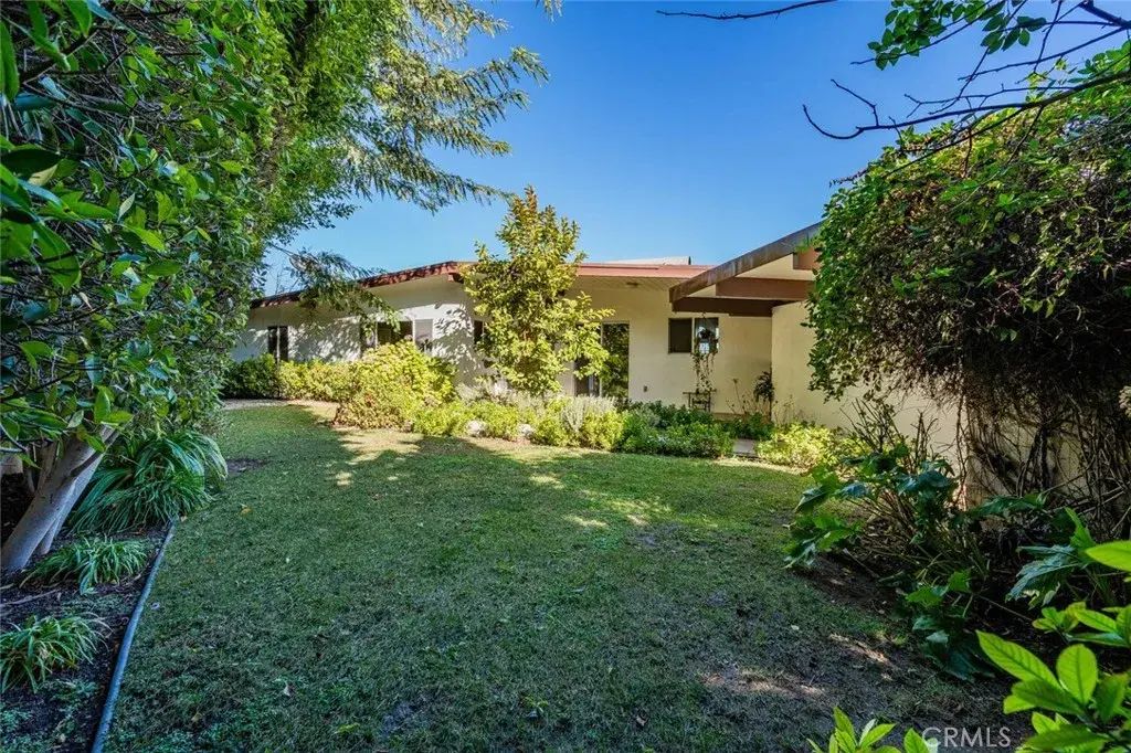 3844 Bobstone, Sherman Oaks