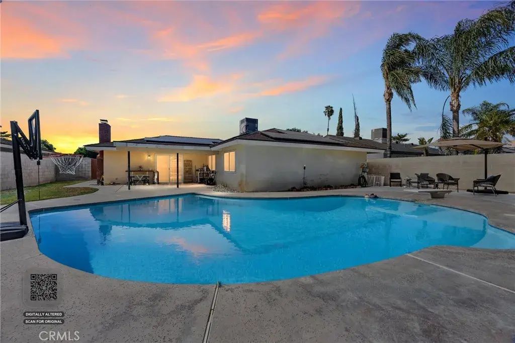 6621 Vancouver Drive, Bakersfield