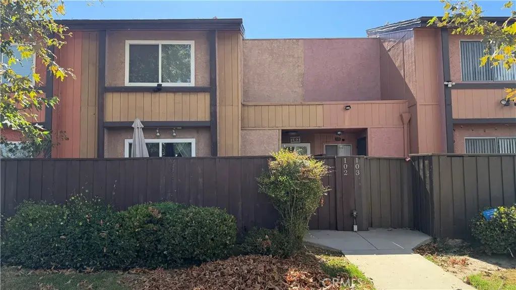 8435 Burnet, Los Angeles