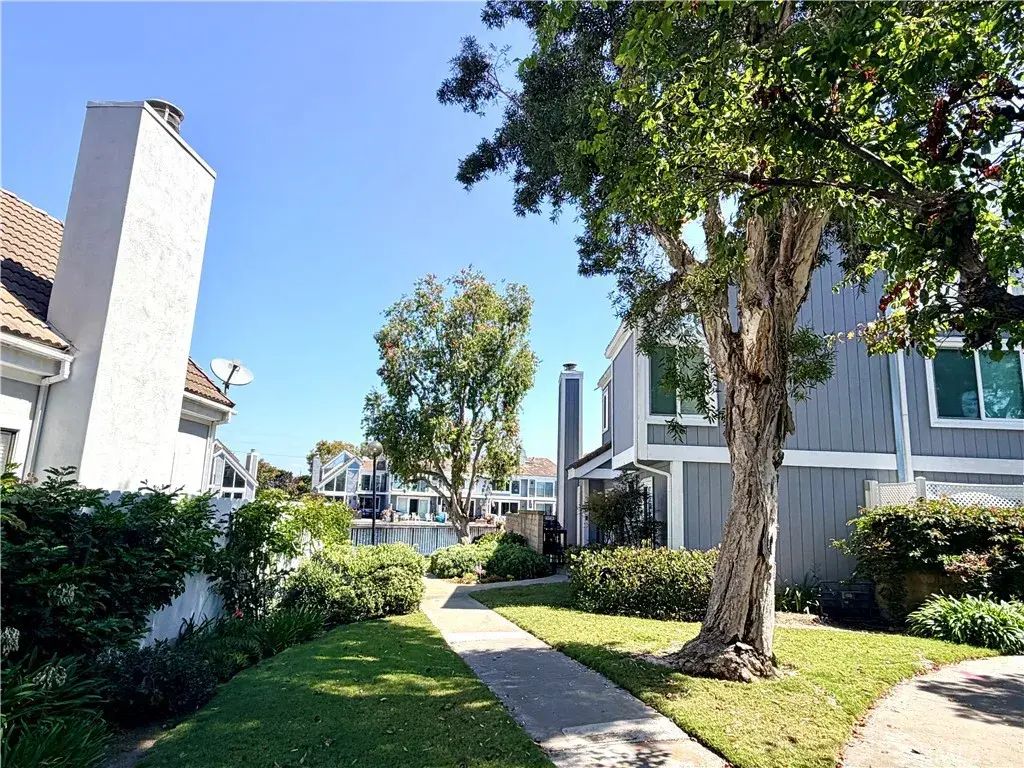 16098 Tortola Cir, Huntington Beach