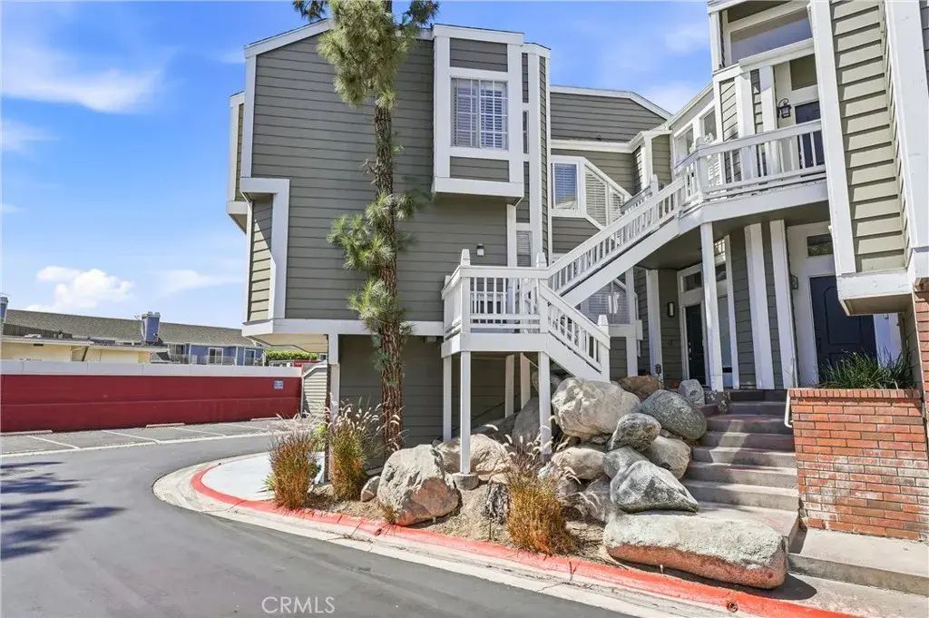 810 Wesleyan 36, Costa Mesa