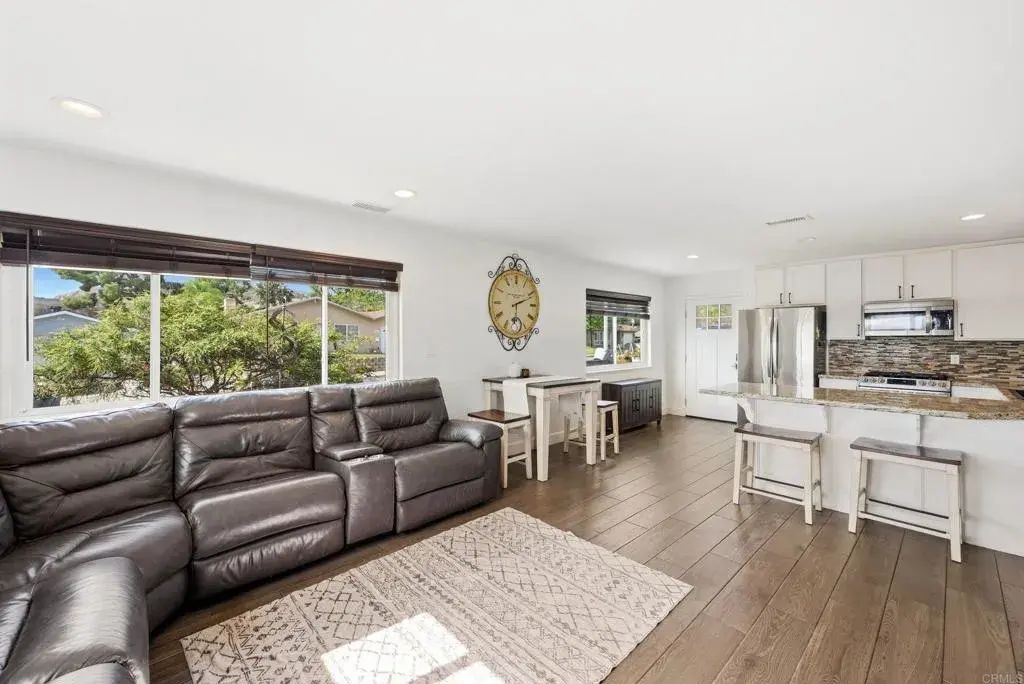 13323 Appaloosa Drive, Lakeside