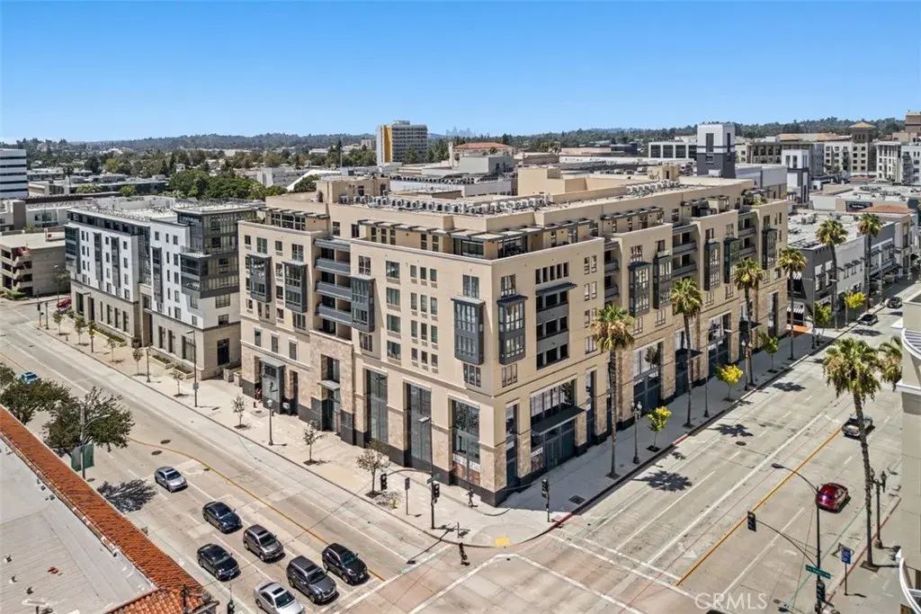 39 S Los Robles Avenue 6020, Pasadena