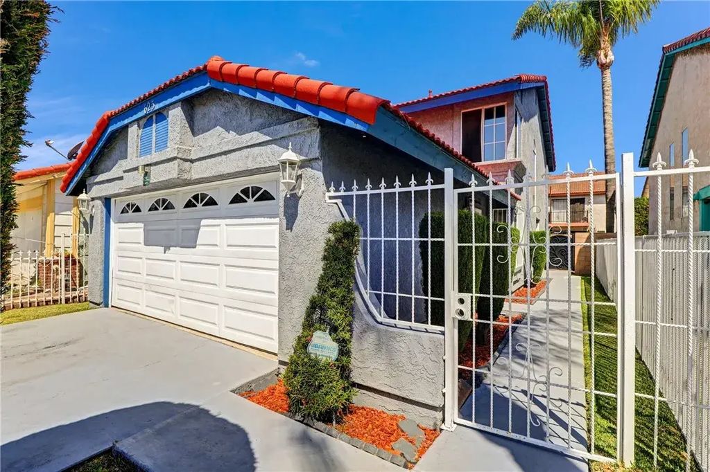 623 W Indigo Street, Compton