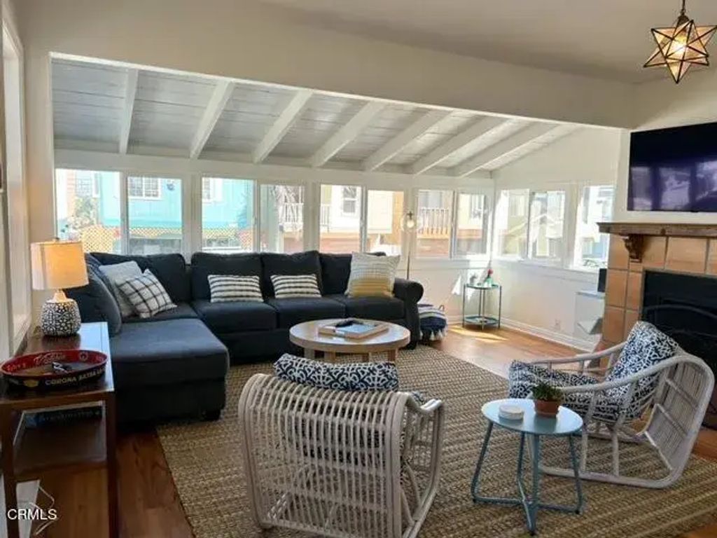 248 Cahuenga Drive, Oxnard