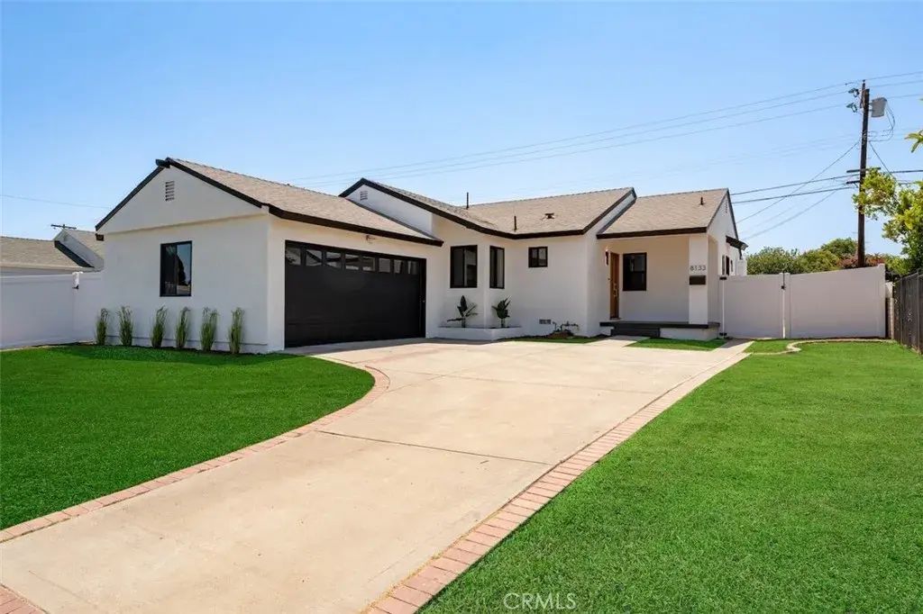 8133 Brimfield Avenue, Panorama City