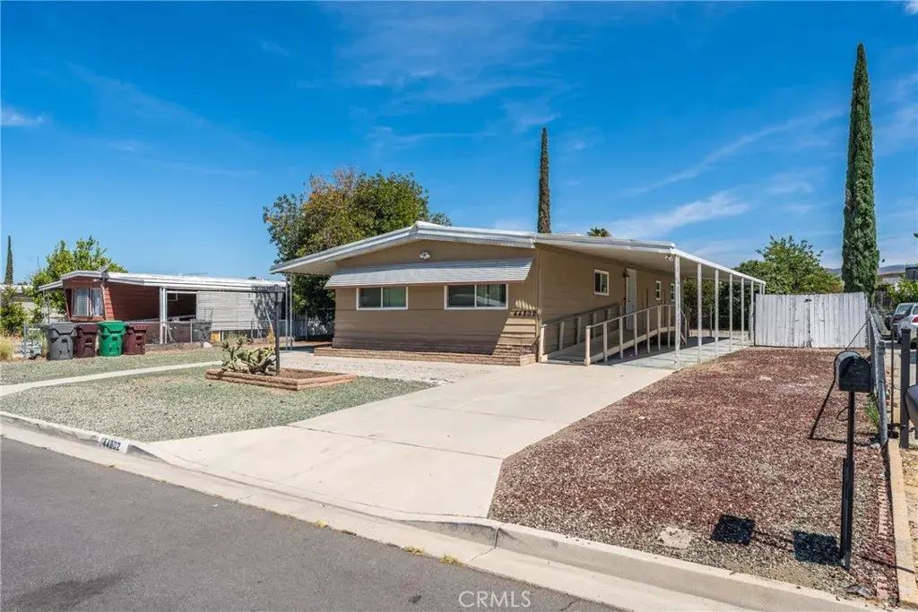 44802 Orpington Avenue, Hemet
