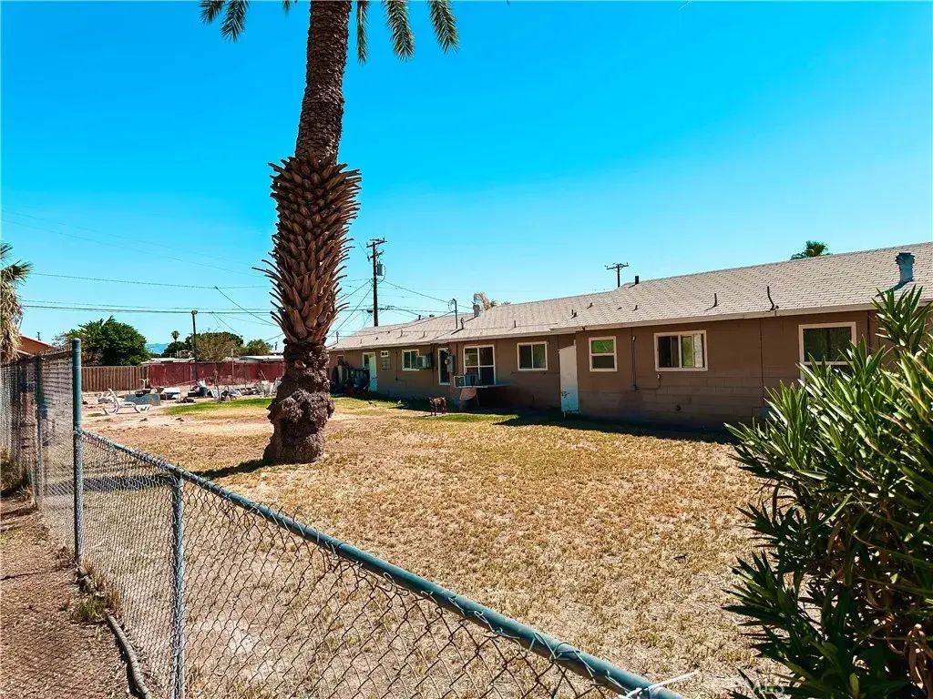 308 S Spring Street, Blythe