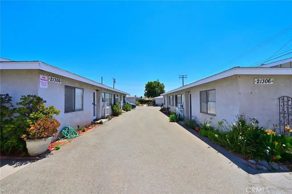 21306 E Arrow, Covina