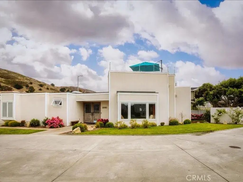 3080 Studio, Cayucos