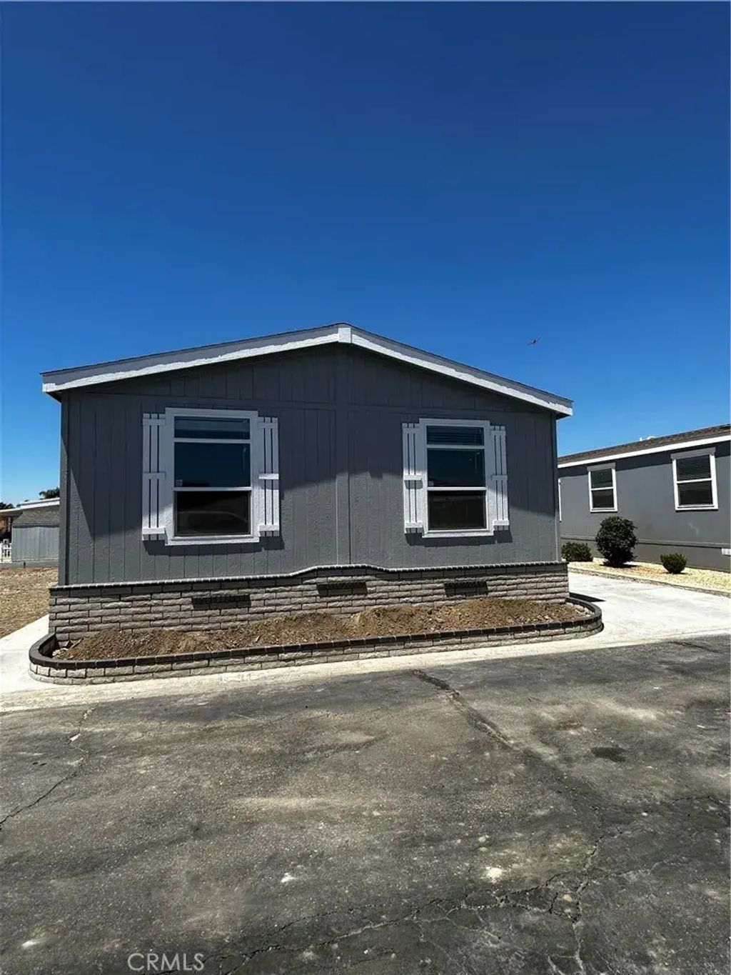 2205 W Acacia Ave 94, Hemet
